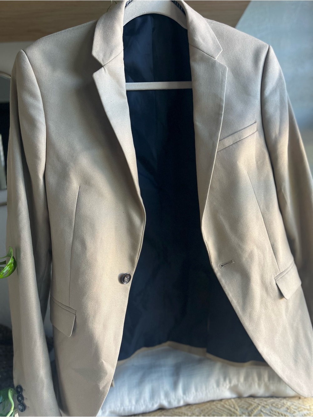 Zara's men's collection, a Size 34